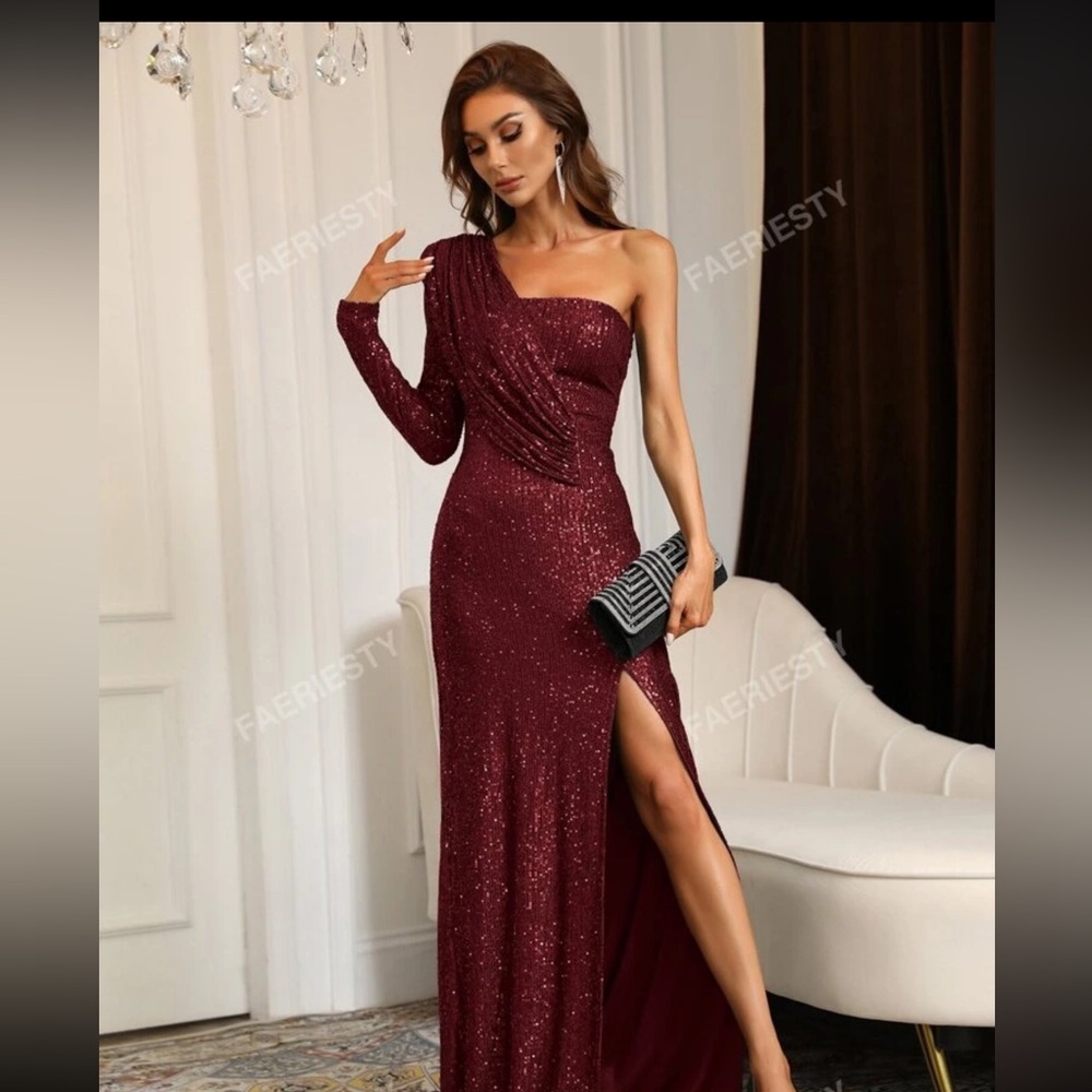 One shoulder sequin dress